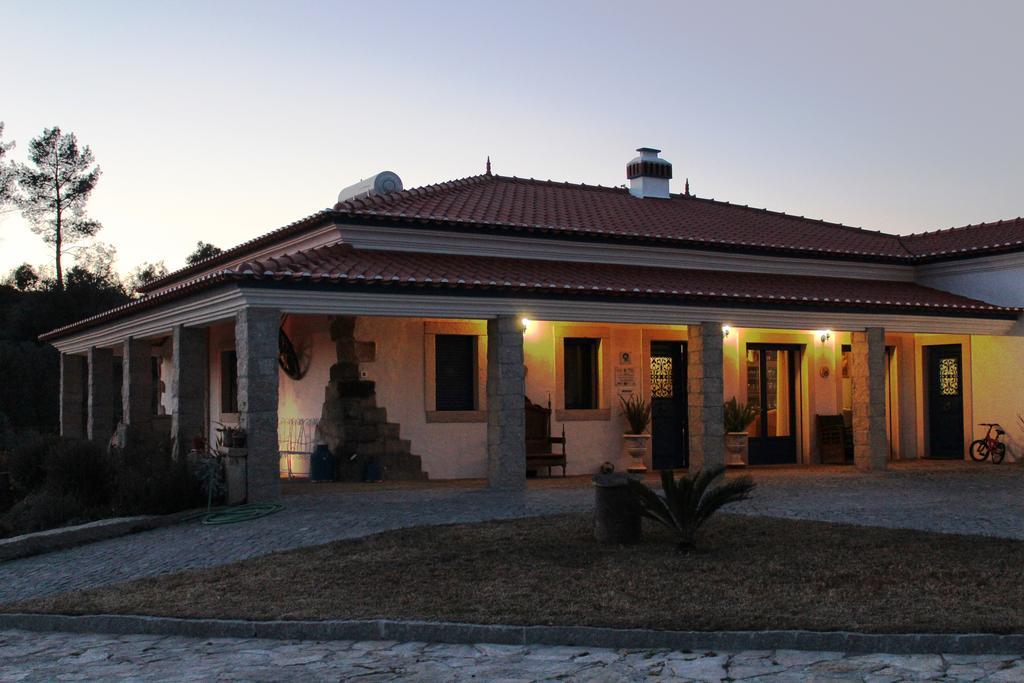 Quinta Ribeiro Tanquinhos Guest House Tancos Bagian luar foto