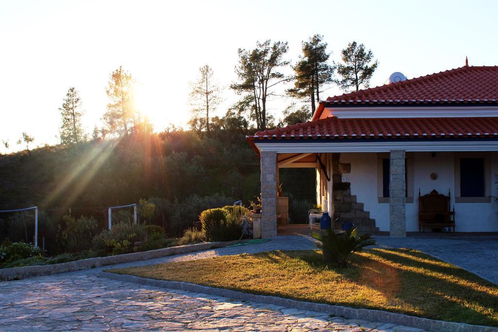 Quinta Ribeiro Tanquinhos Guest House Tancos Bagian luar foto